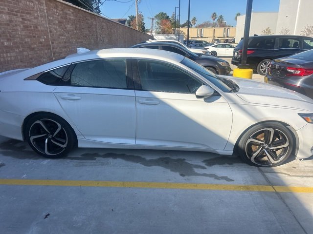 Used 2018 Honda Accord Sport image 5