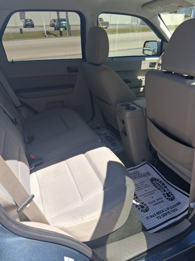 Used 2011 Ford Escape XLT AWD/4WD image 11