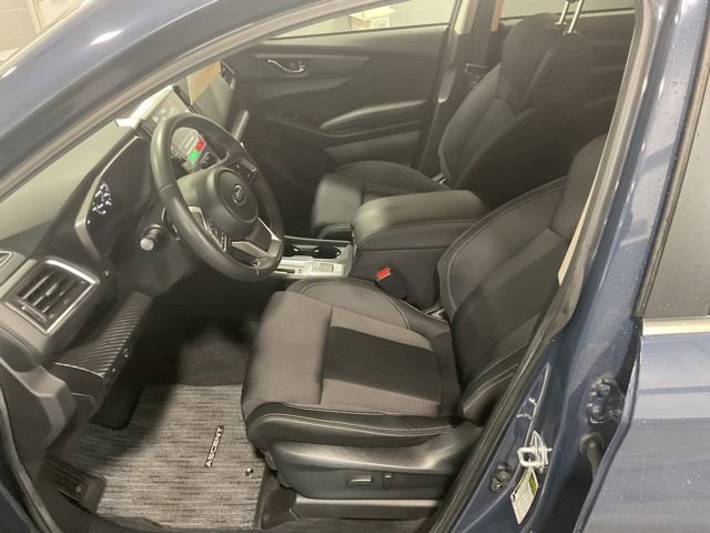 Used 2024 Subaru Ascent Premium w/ Convenience Package image 11
