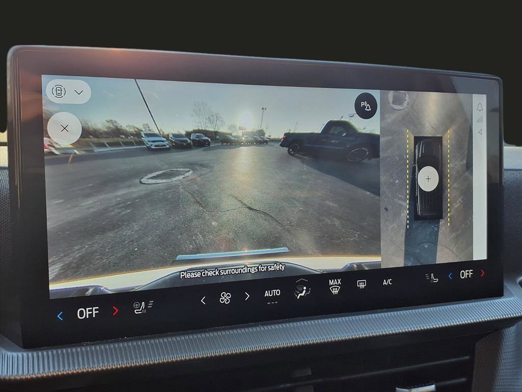 Used 2025 Ford Explorer ST image 10