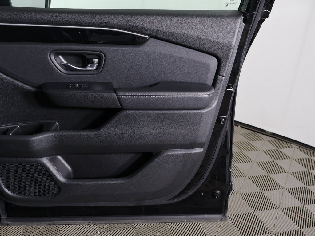 Used 2025 Honda Pilot EX-L image 21