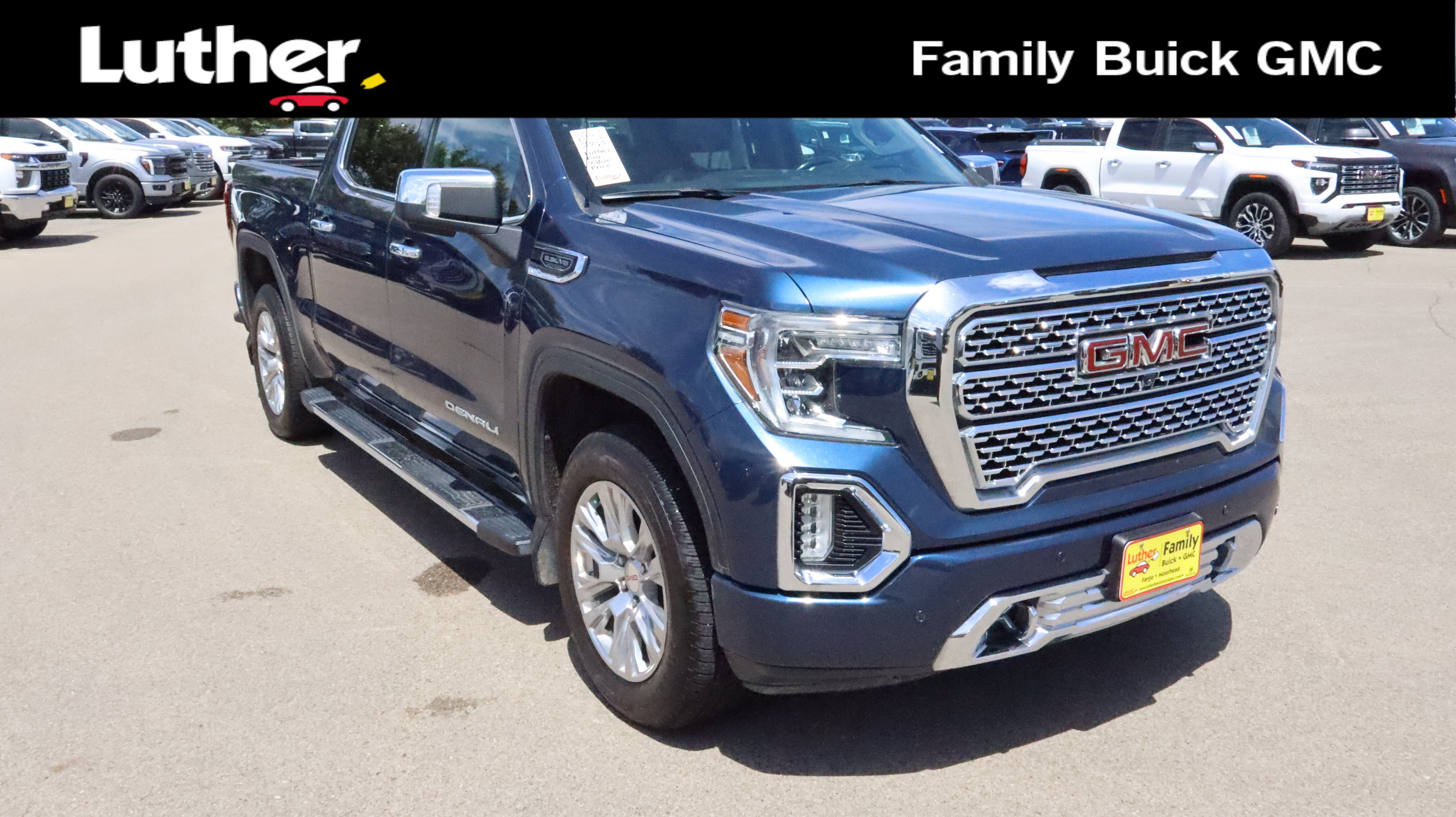 Used 2019 GMC Sierra 1500 Denali w/ Technology Package AWD/4WD image 1