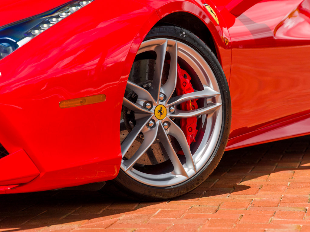 Used 2019 Ferrari 488 Spider RWD image 20