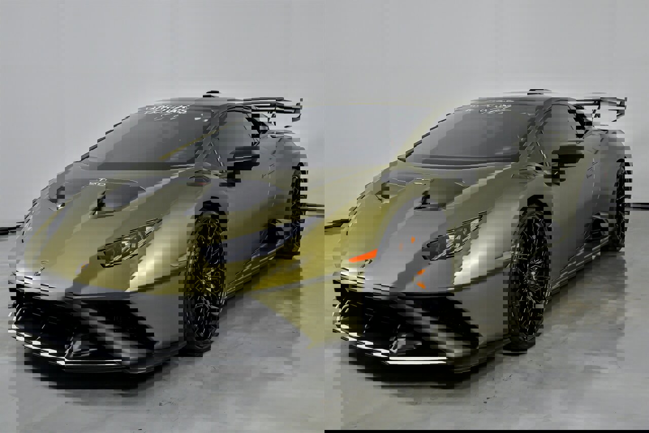 Used 2023 Lamborghini Huracan STO image 6