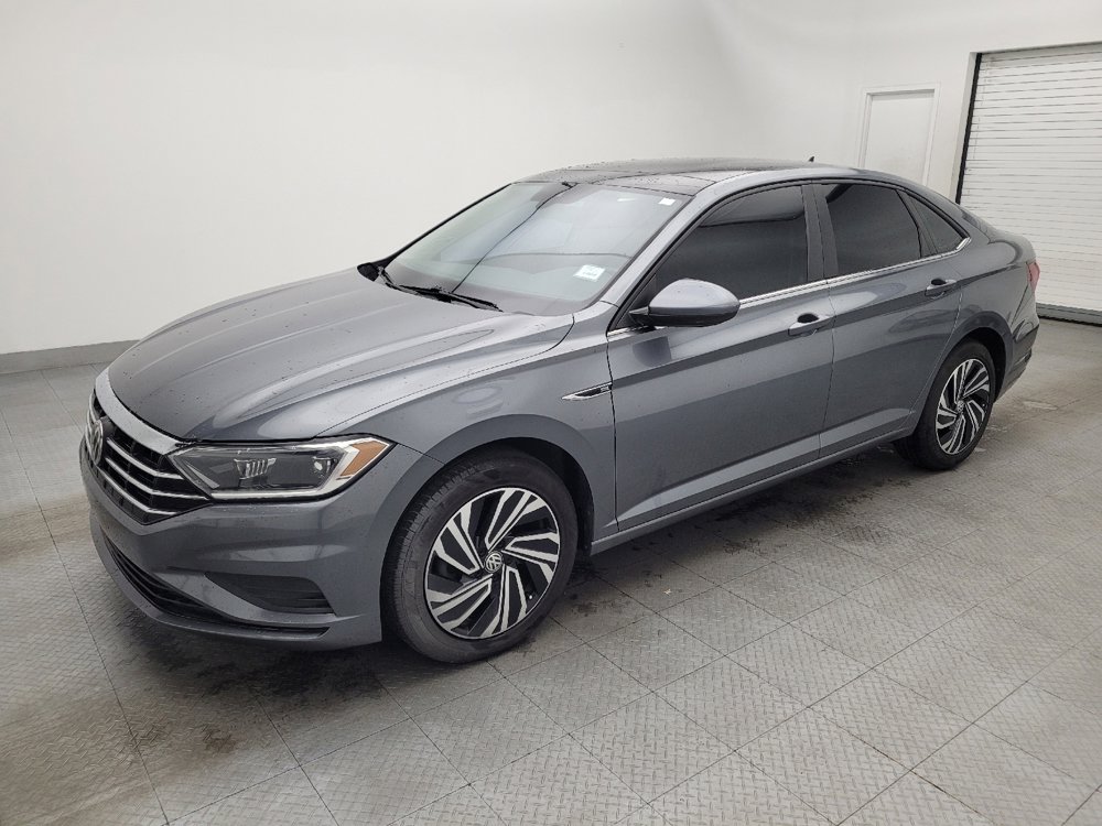 Used 2020 Volkswagen Jetta SEL image 2