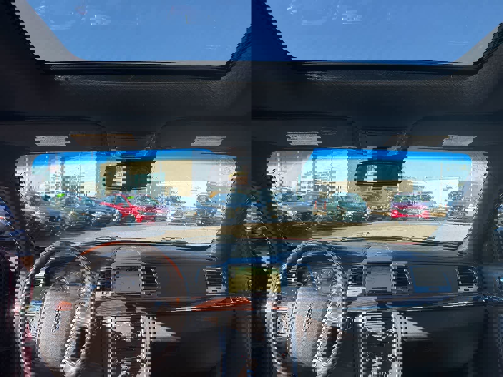 Used 2009 Lincoln MKS AWD image 20