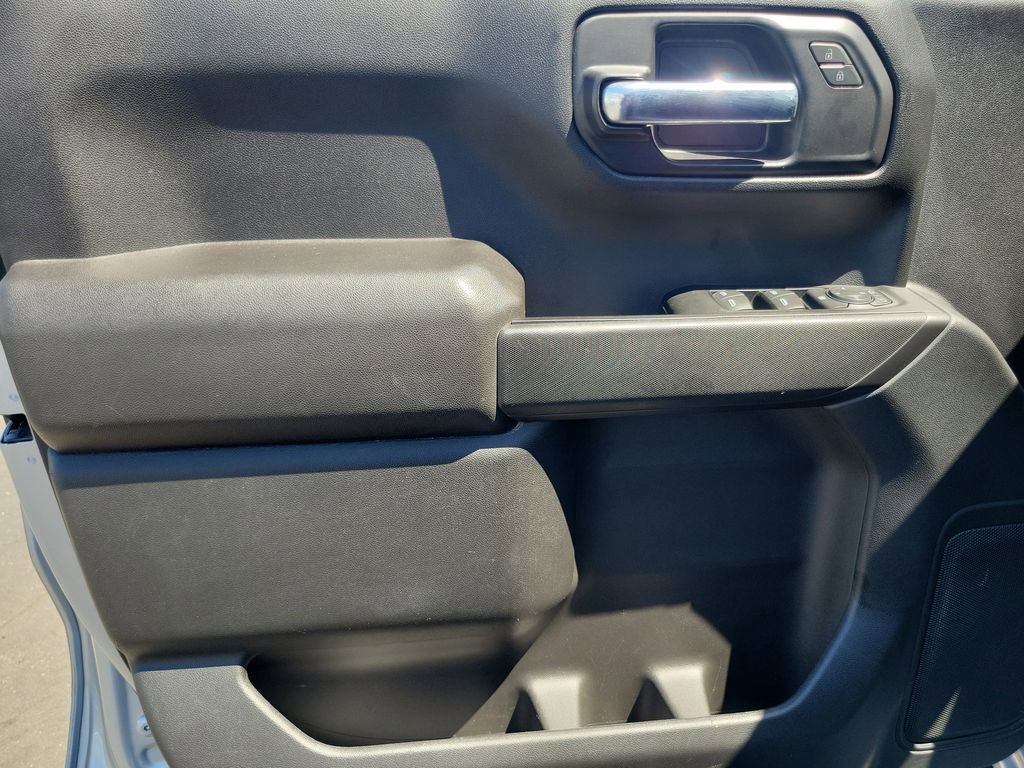 Used 2022 Chevrolet Silverado 1500 Custom w/ LPO, Blackout Package image 27