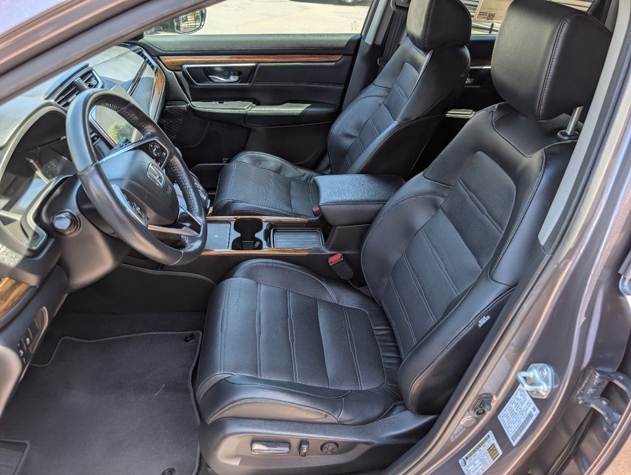 Used 2021 Honda CR-V Touring image 2