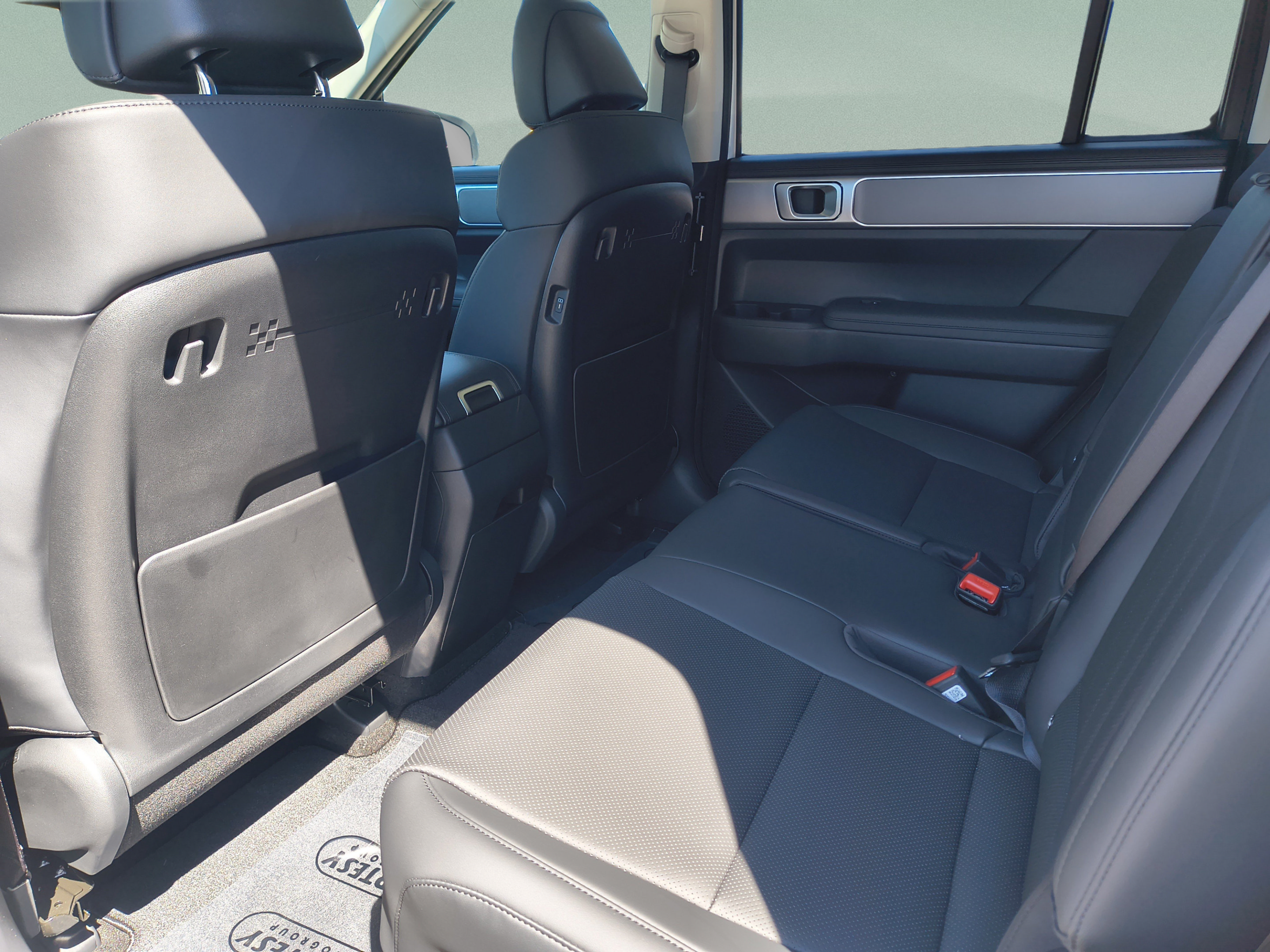 New 2027 Hyundai Santa Fe SEL FWD image 17
