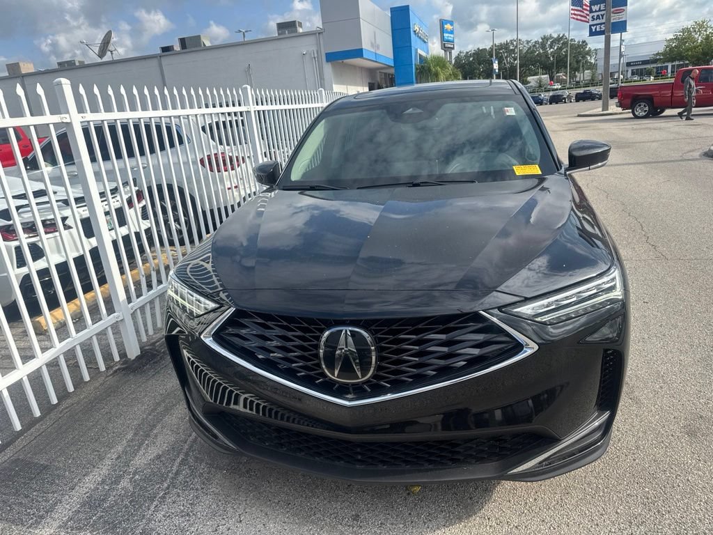 Used 2025 Acura MDX FWD image 2