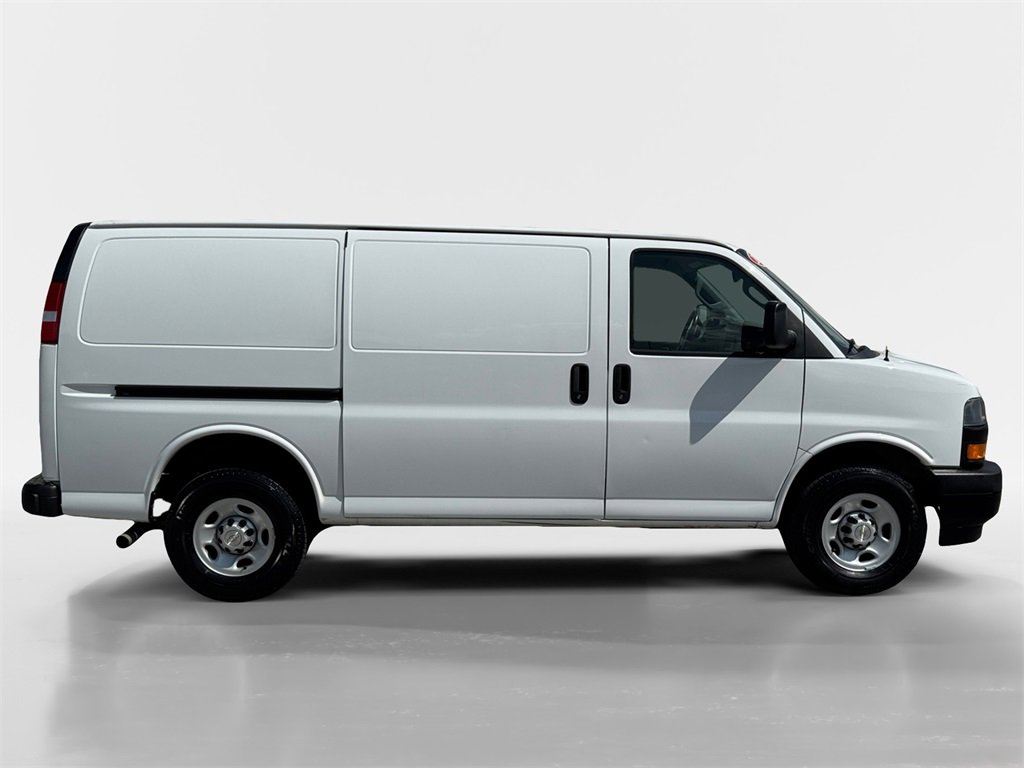 Used 2022 Chevrolet Express 2500 w/ Driver Convenience Package image 8
