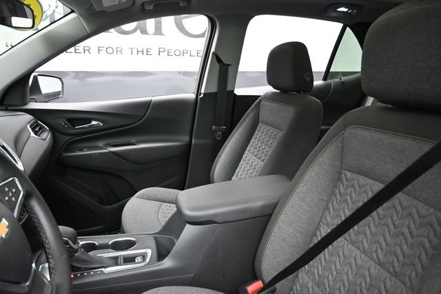Used 2024 Chevrolet Equinox LT w/ LPO, Floor Liner Package FWD image 17