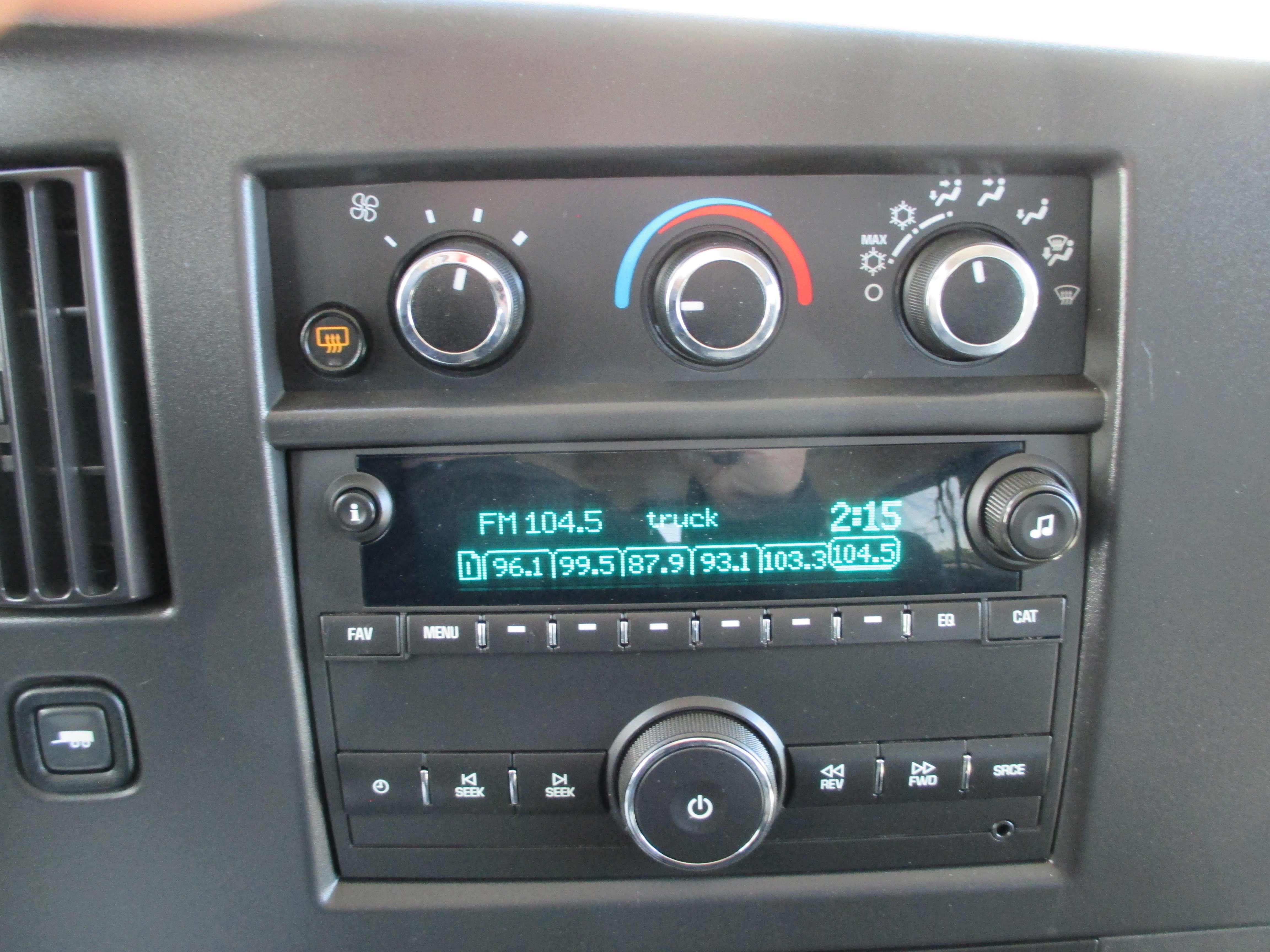 Used 2024 Chevrolet Express 3500 LS RWD image 12