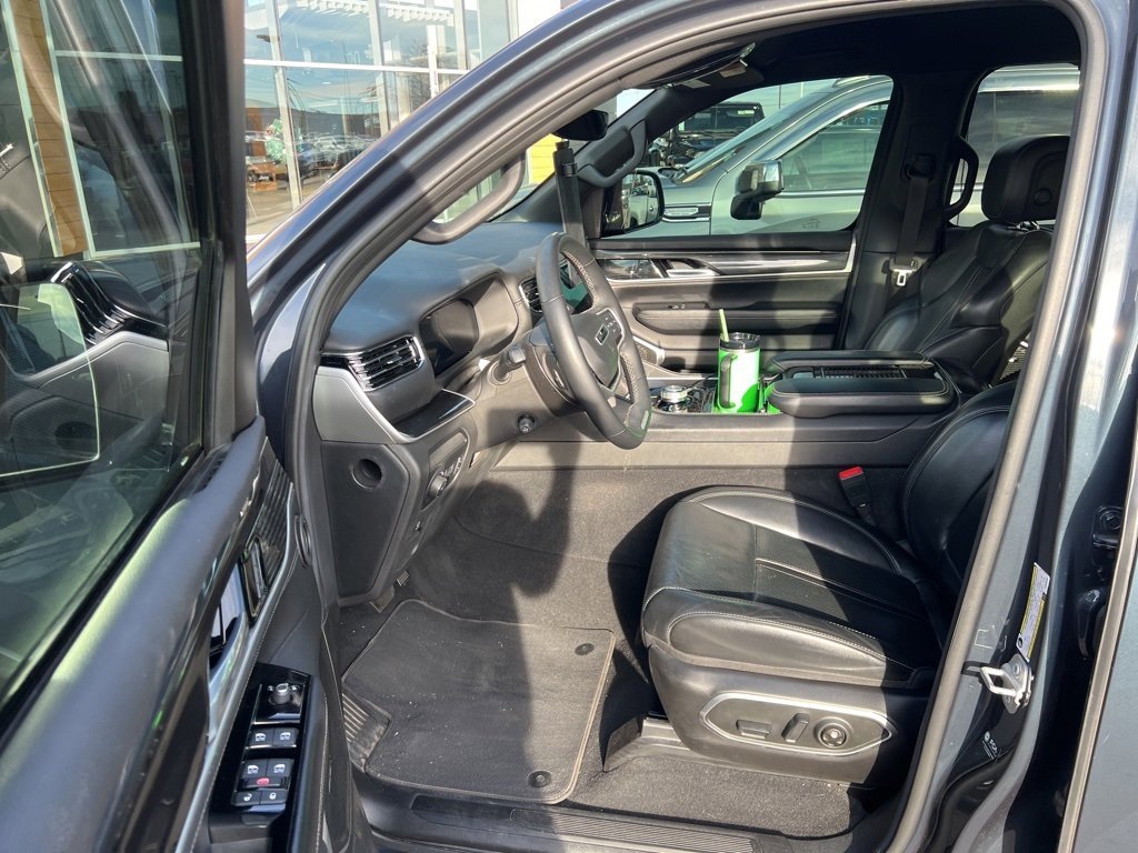 Used 2022 Jeep Wagoneer Series I w/ Convenience Group I image 7