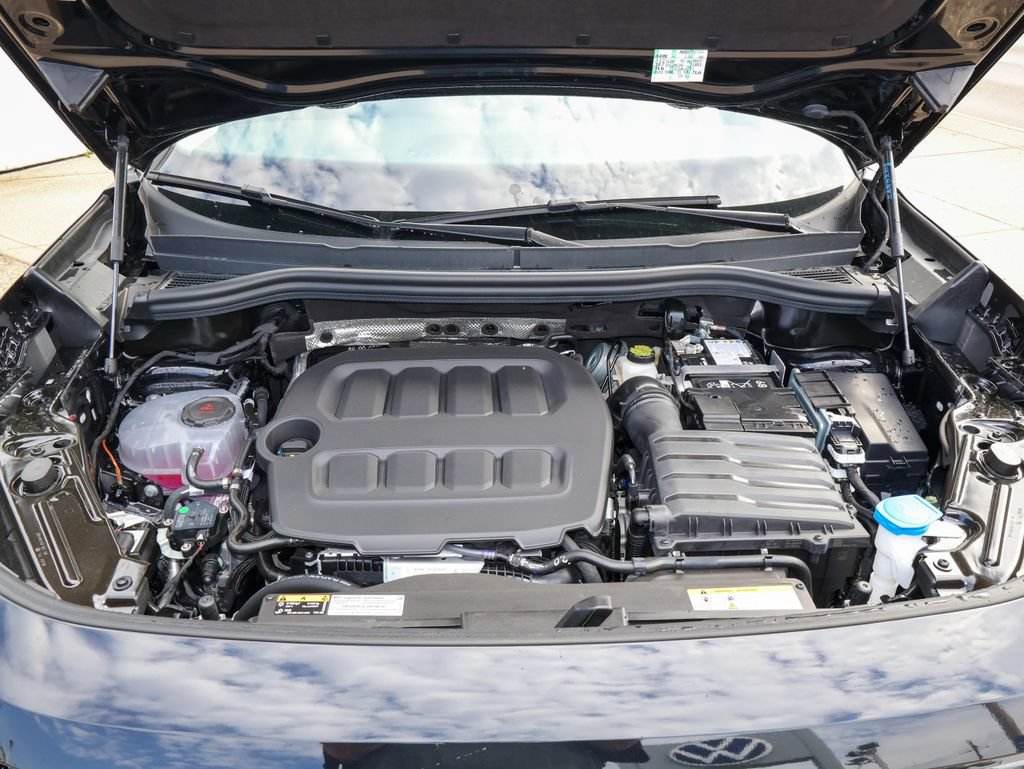 New 2026 Volkswagen Tiguan S FWD image 31