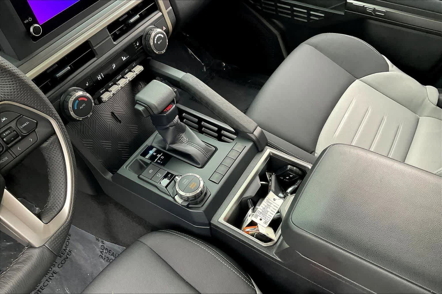 Used 2026 Toyota Tacoma TRD Sport AWD/4WD image 15