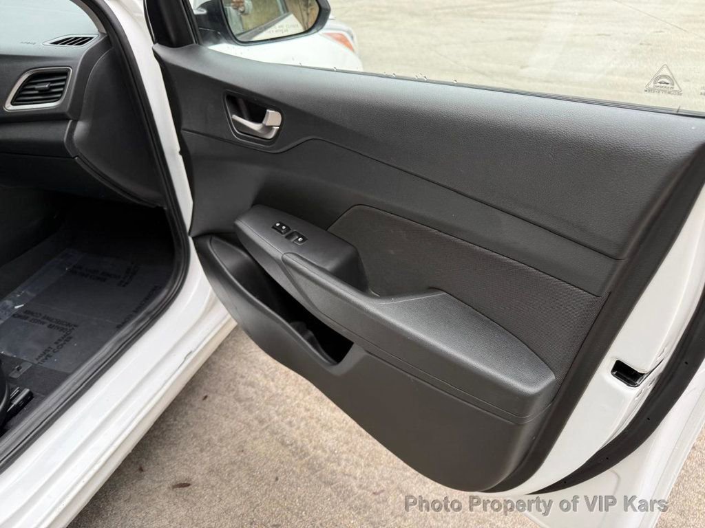 Used 2019 Hyundai Accent SE image 10