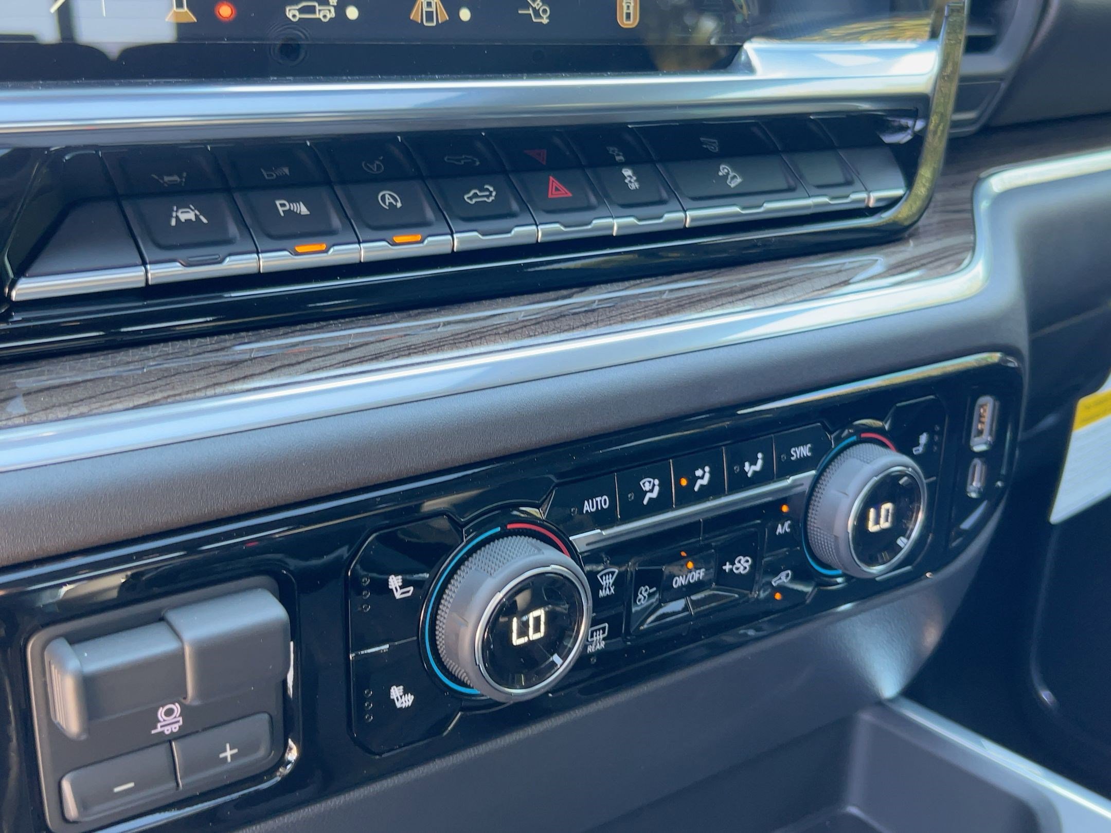 New 2026 Chevrolet Silverado 1500 LT Trail Boss w/ LT Trail Boss Premium Package image 19