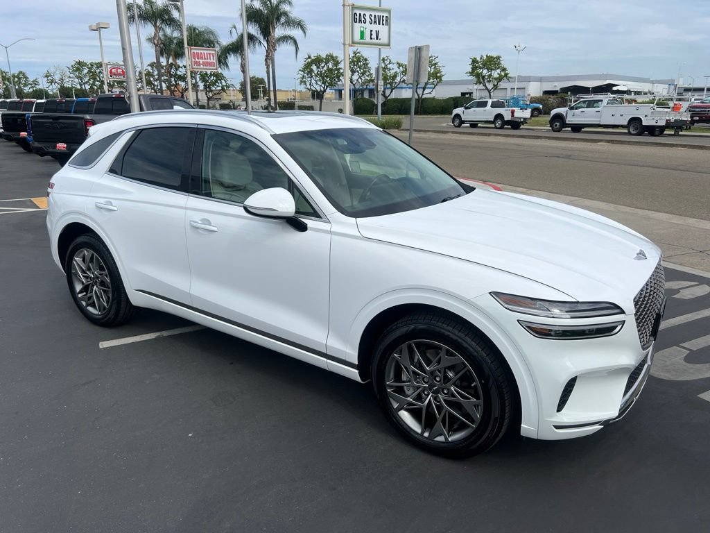 Used 2023 Genesis GV70 2.5T w/ Select Package AWD/4WD image 12