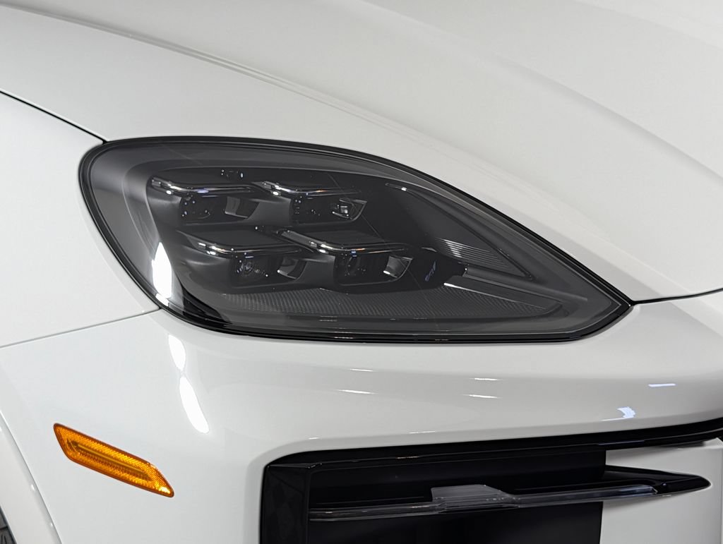 Certified 2025 Porsche Cayenne GTS AWD/4WD image 15