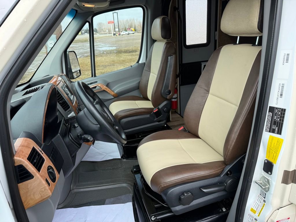 Used 2015 Mercedes-Benz Sprinter 3500 image 55