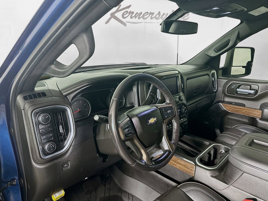 Used 2022 Chevrolet Silverado 2500 High Country image 31