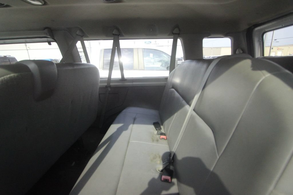 Used 2011 Ford E-350 and Econoline 350 XL w/ PWR Windows & Locks Group RWD image 14