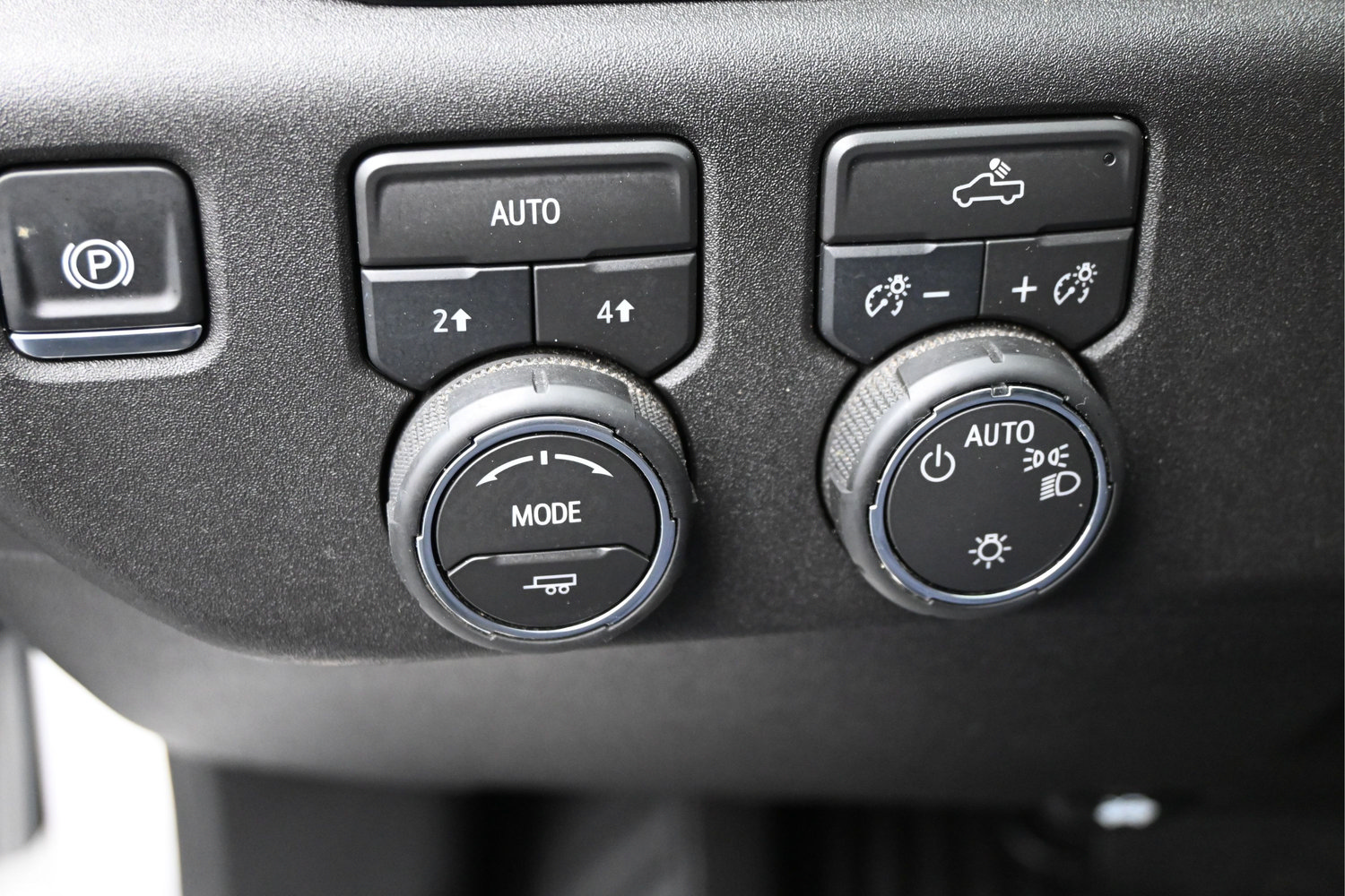 Used 2026 Chevrolet Silverado 1500 LT AWD/4WD image 15