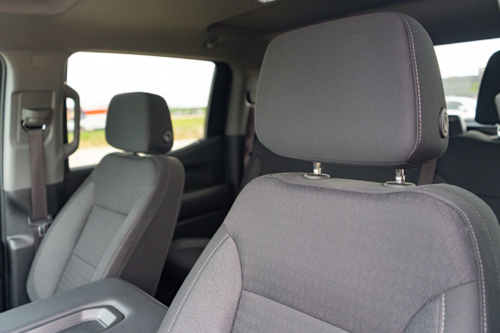 Used 2022 Chevrolet Silverado 1500 Custom image 9