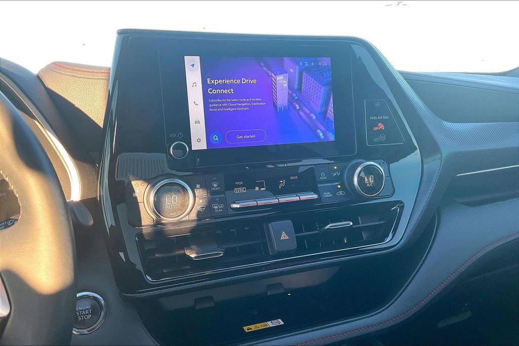 Used 2023 Toyota Highlander L image 8