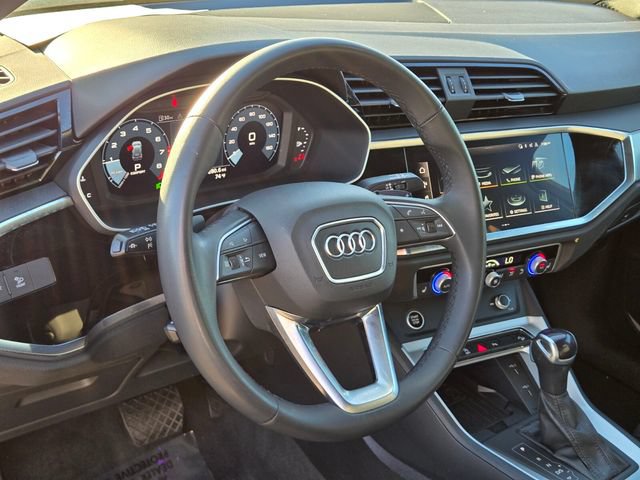 Used 2023 Audi Q3 2.0T Premium Plus w/ Premium Plus Package AWD/4WD image 26