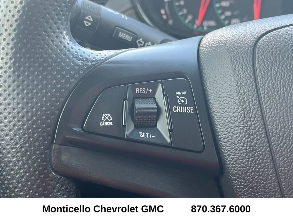 Used 2020 Chevrolet Trax LT FWD image 14