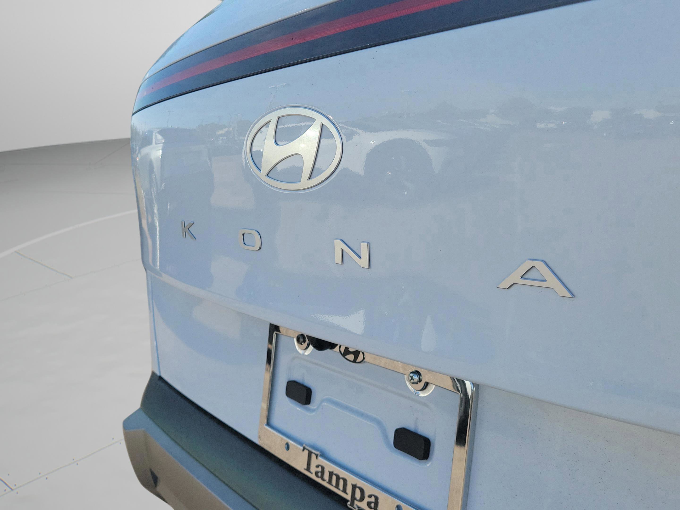 New 2026 Hyundai Kona SEL Premium image 6