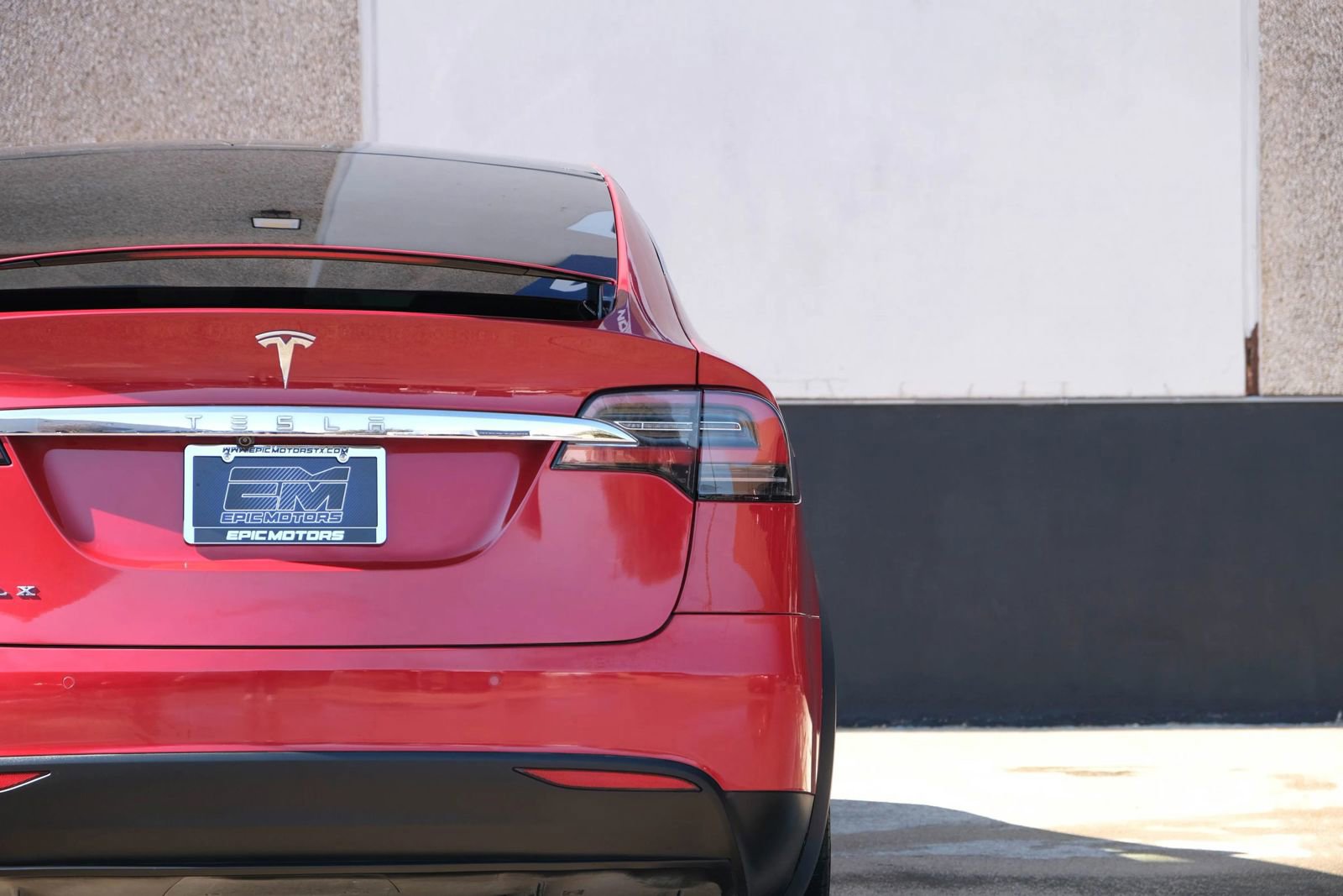 Used 2018 Tesla Model X 75D AWD/4WD image 17