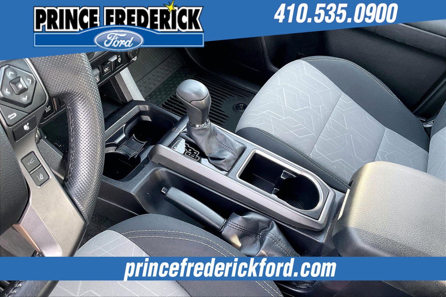 Used 2022 Toyota Tacoma TRD Sport w/ Technology Package image 17