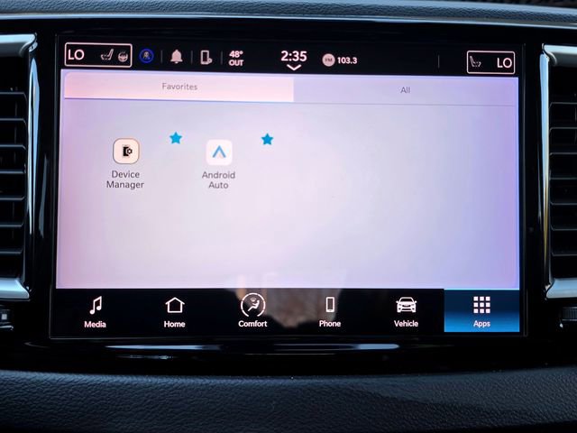 Certified 2023 Chrysler Pacifica Touring-L image 11