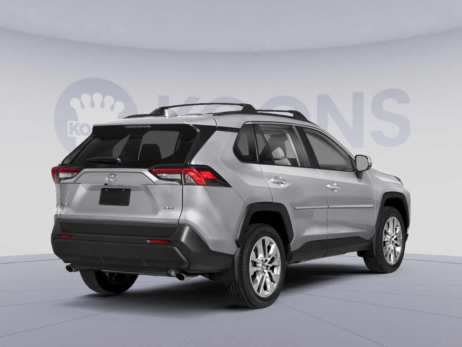 Used 2024 Toyota RAV4 XLE Premium FWD image 2