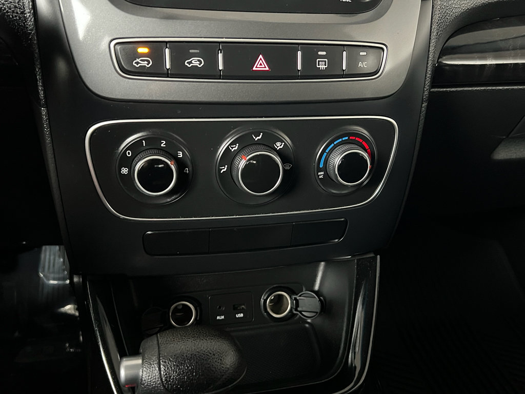 Used 2014 Kia Sorento LX image 28