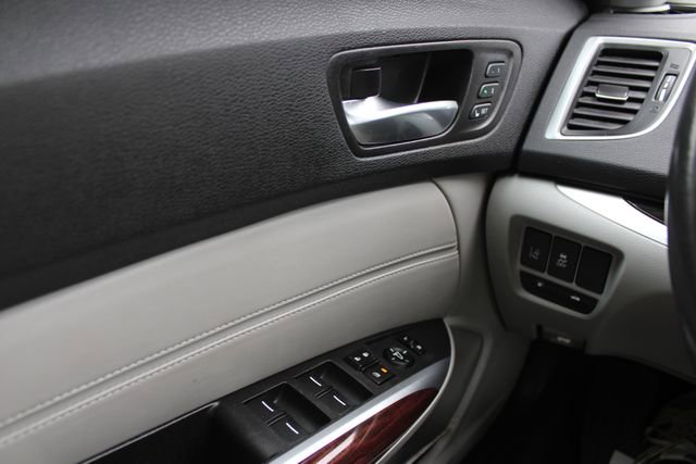 Used 2016 Acura TLX V6 SH-AWD w/ Technology Pkg image 14