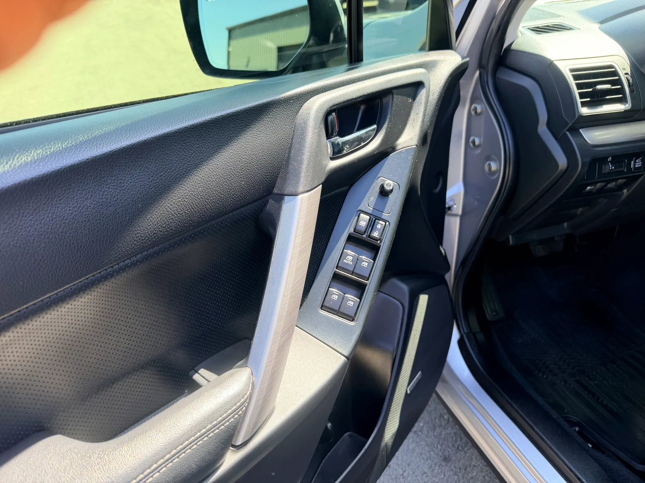 Used 2016 Subaru Forester 2.0XT Touring w/ Popular Package #2 image 11