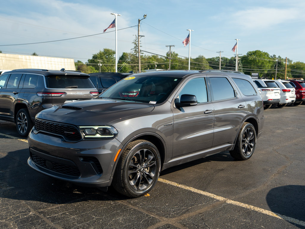 Used 2025 Dodge Durango R/T AWD/4WD image 2