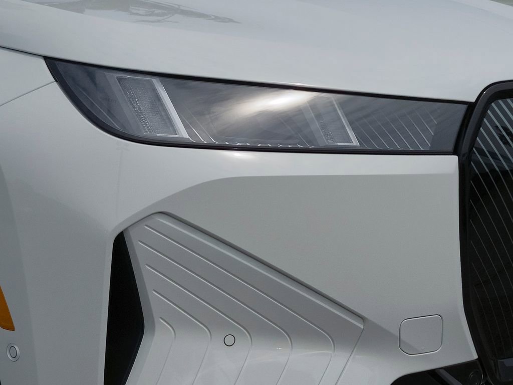 New 2026 BMW iX xDrive45 image 5
