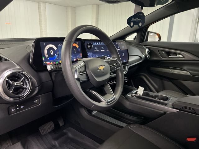 Certified 2026 Chevrolet Equinox EV LT FWD image 10