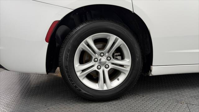 Used 2023 Dodge Charger SXT RWD image 33