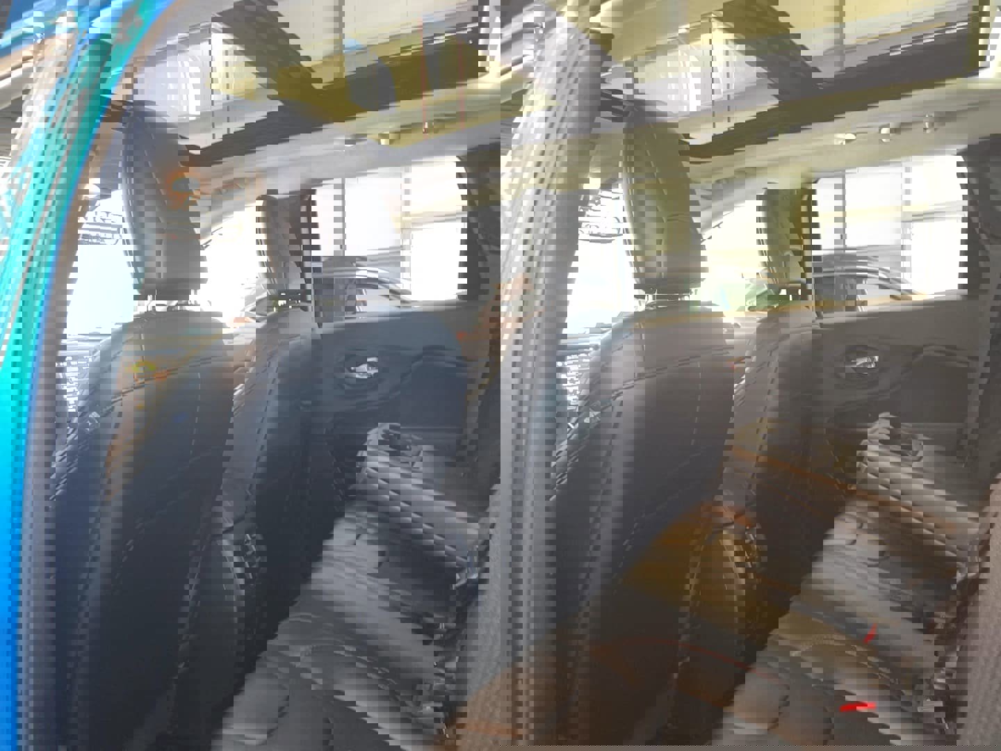 Used 2022 Jeep Cherokee Trailhawk w/ Sun, Sound & Nav Group image 13