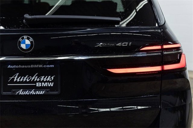 Certified 2025 BMW X7 xDrive40i image 10