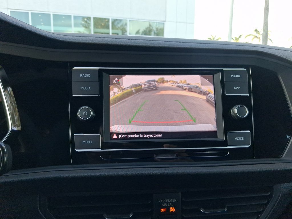 Certified 2023 Volkswagen Jetta Sport FWD image 23
