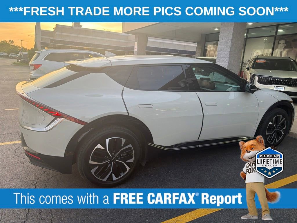 Used 2022 Kia EV6 Wind w/ Wind Technology Package AWD/4WD image 4
