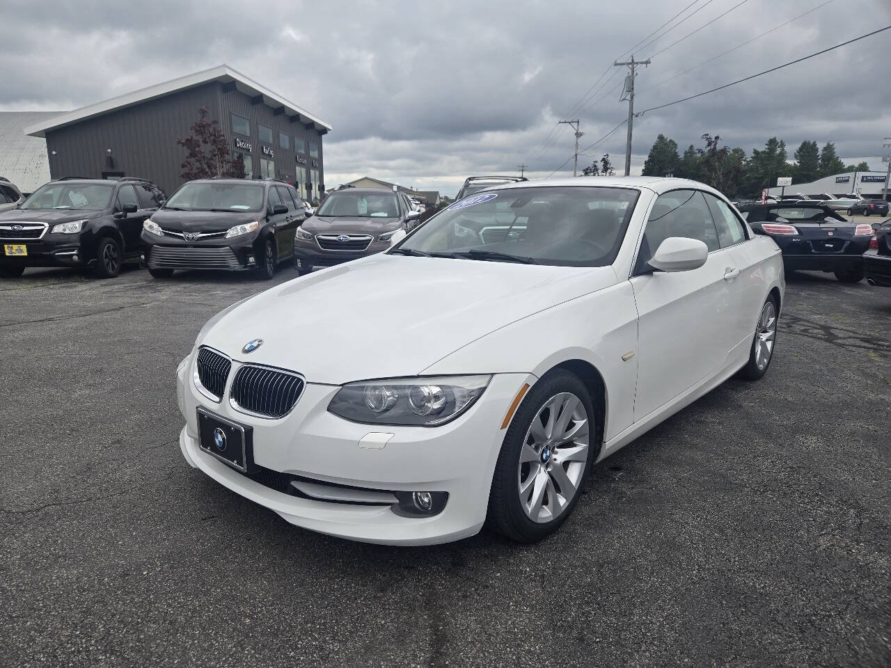 Used 2012 BMW 328i Convertible RWD image 9