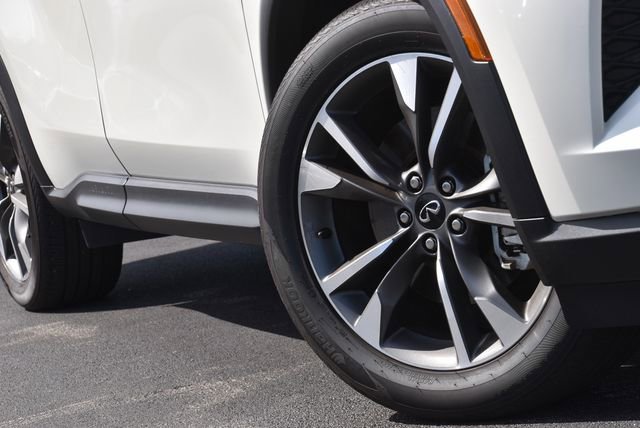 Used 2025 INFINITI QX60 Luxe w/ Lighting Package (N94) FWD image 13